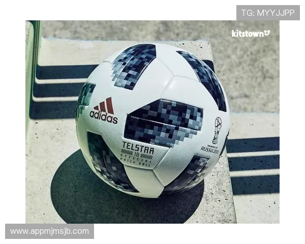 从第一届到最新一届的世界杯用球图片,全面了解足球外观的历史变迁 从第一届到最新一届的世界杯用球图片,全面了解足球外观的历史变迁