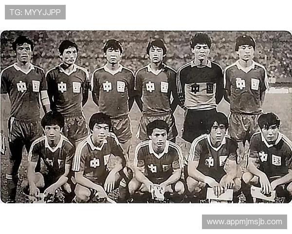 回顾中国队历史上首次出线世界杯的年份及其对中国足球的影响